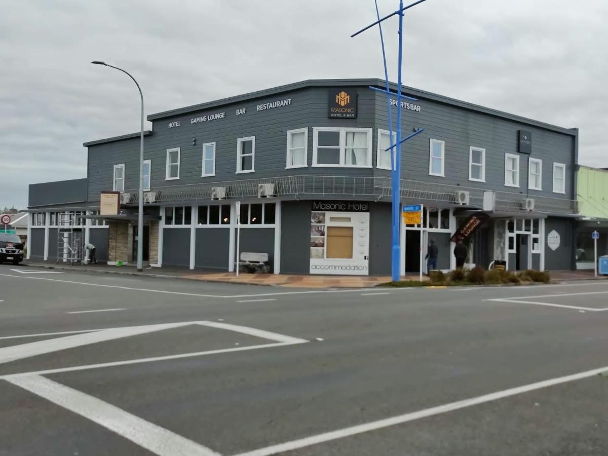 Masonic Hotel Waitara Екстер'єр фото