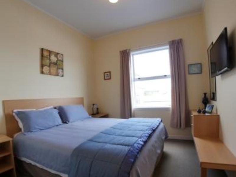Masonic Hotel Waitara Екстер'єр фото